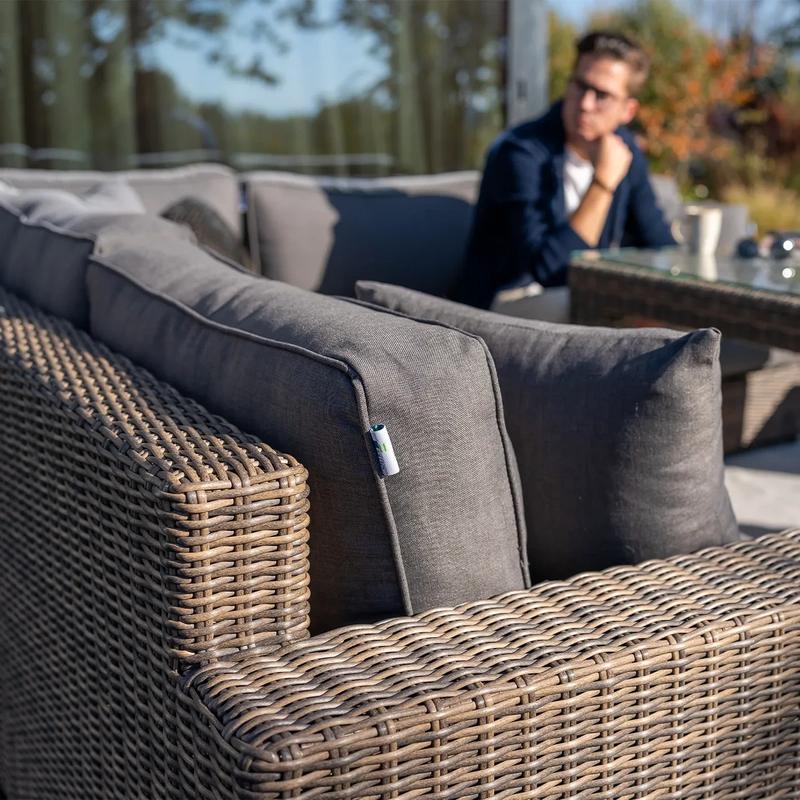 Dobór materiałów do stylu ogrodu