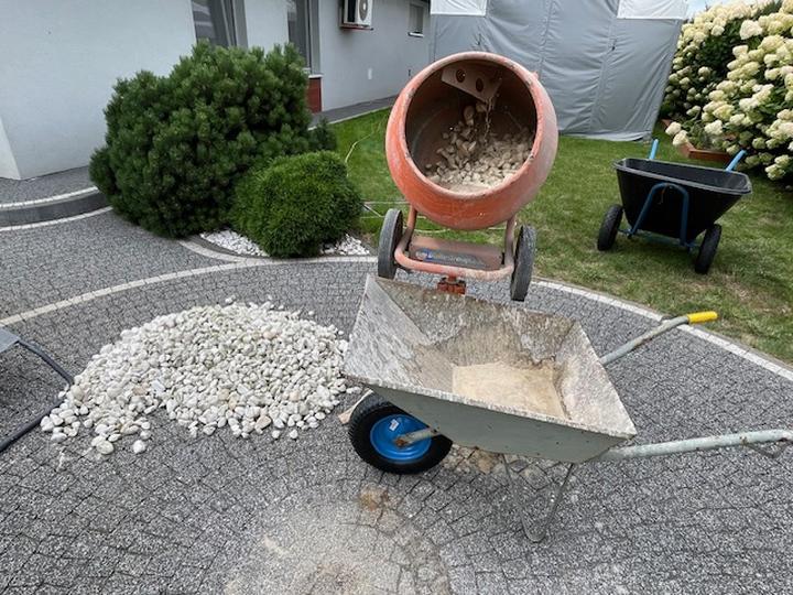 Odkryj skuteczne metody czyszczenia kamieni ogrodowych i przywróć im blask!