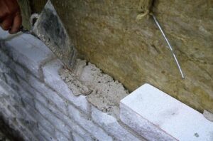 Przewodnik krok po kroku: Jak zrobić zaprawę cementowo-wapienną w 8 prostych etapach