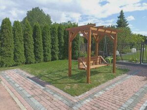 Architektura ogrodowa — jak kształtuje przestrzeń zieloną i zmienia jej odbiór